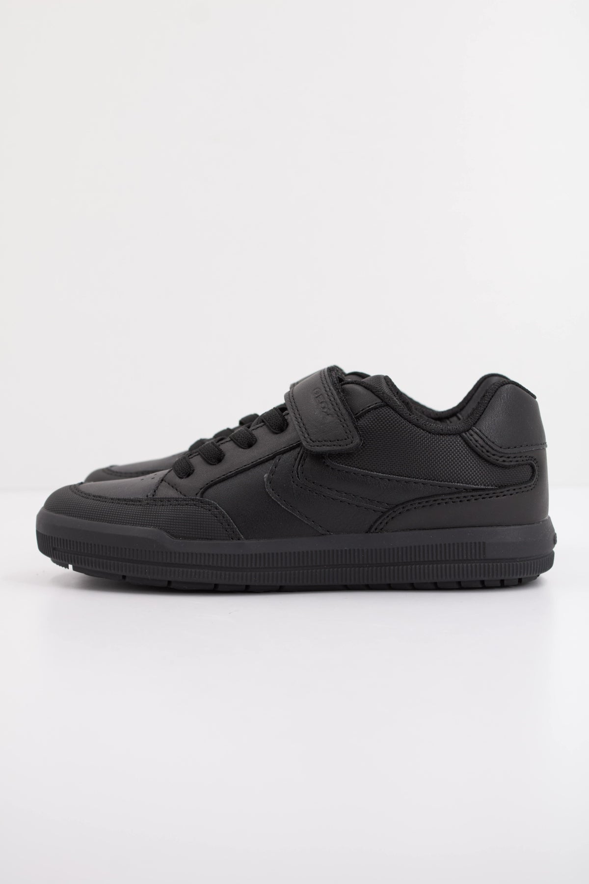 GEOX J ARZACH BOY en color NEGRO (1)