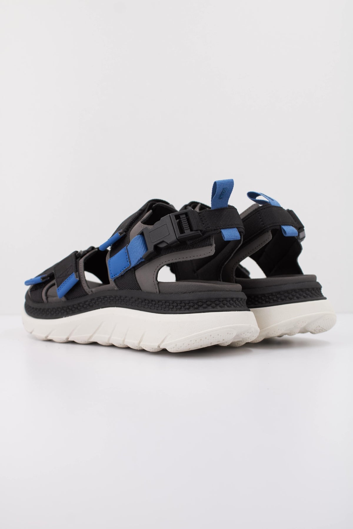 GEOX U SPHERICA ACTIF X S en color GRIS (4)