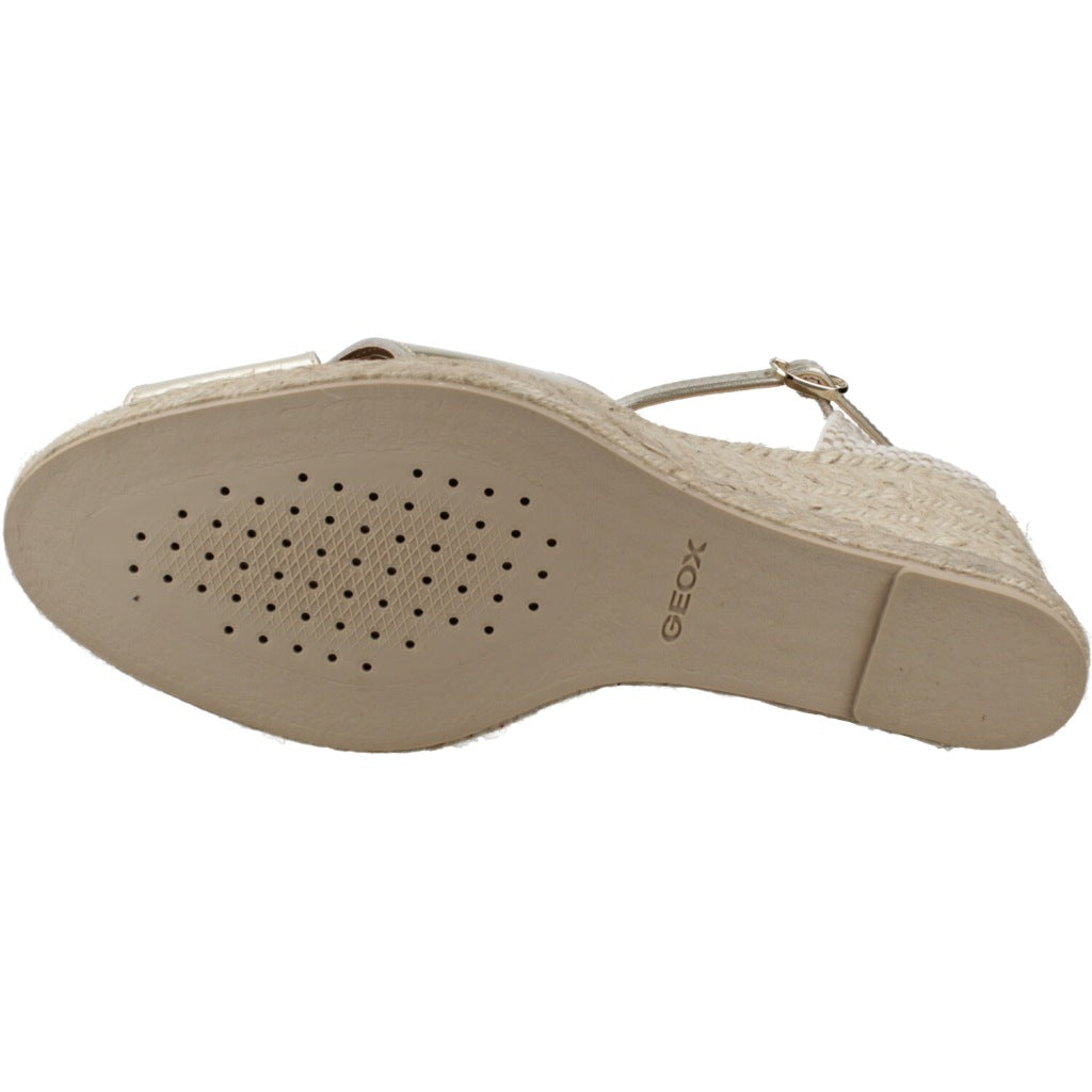 GEOX D GELSA LOW en color ORO (6)