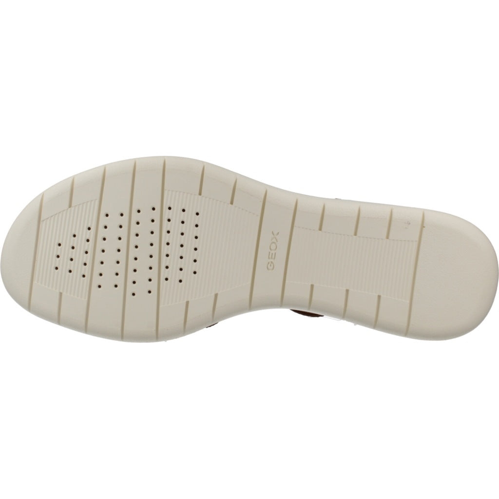 GEOX D MELICONIA en color MARRON (6)