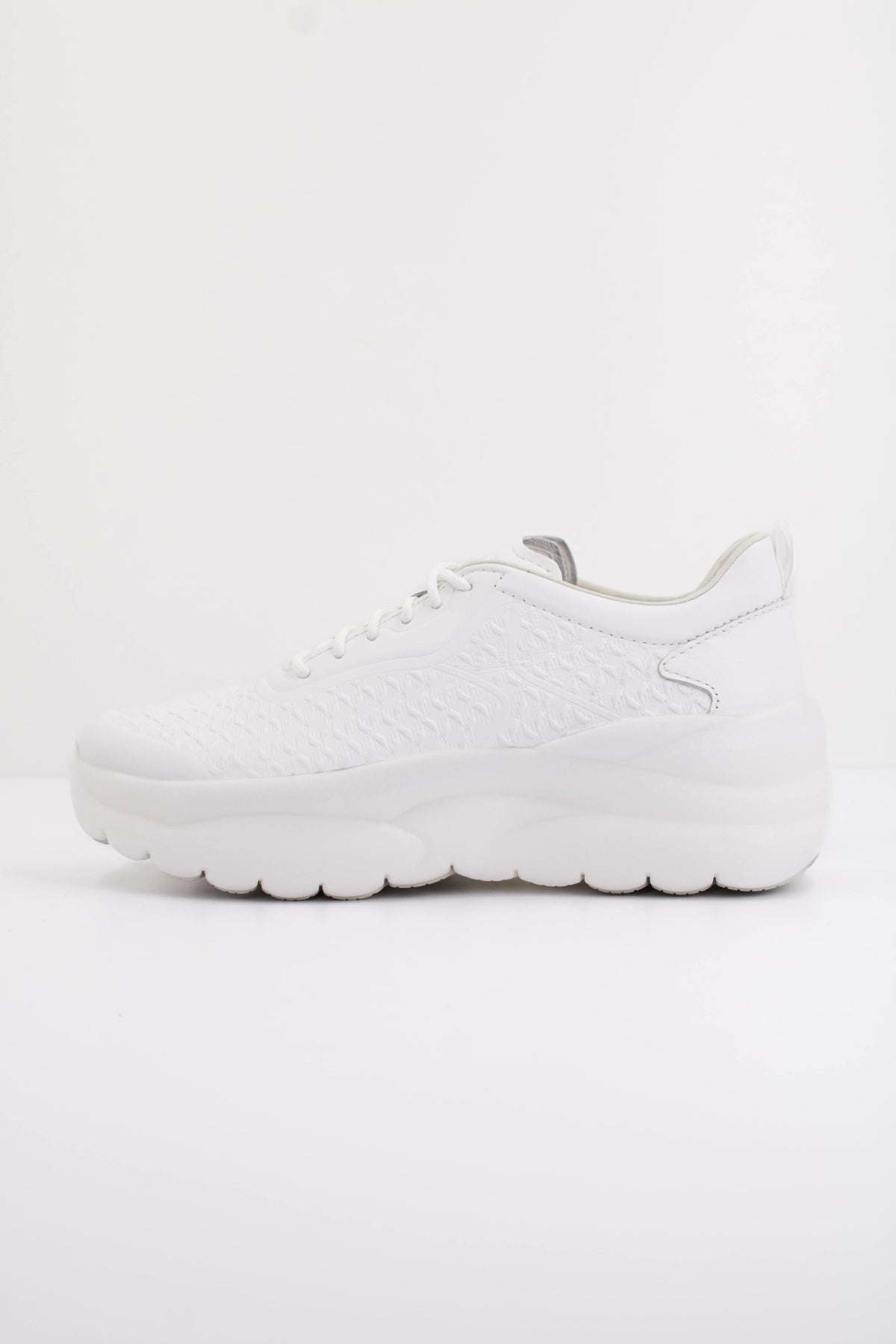 GEOX D XTORS en color BLANCO (1)