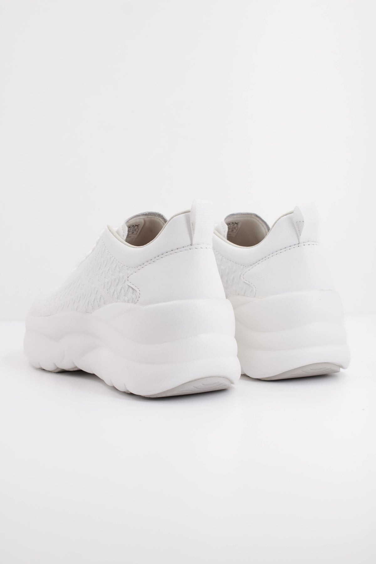 GEOX D XTORS en color BLANCO (4)