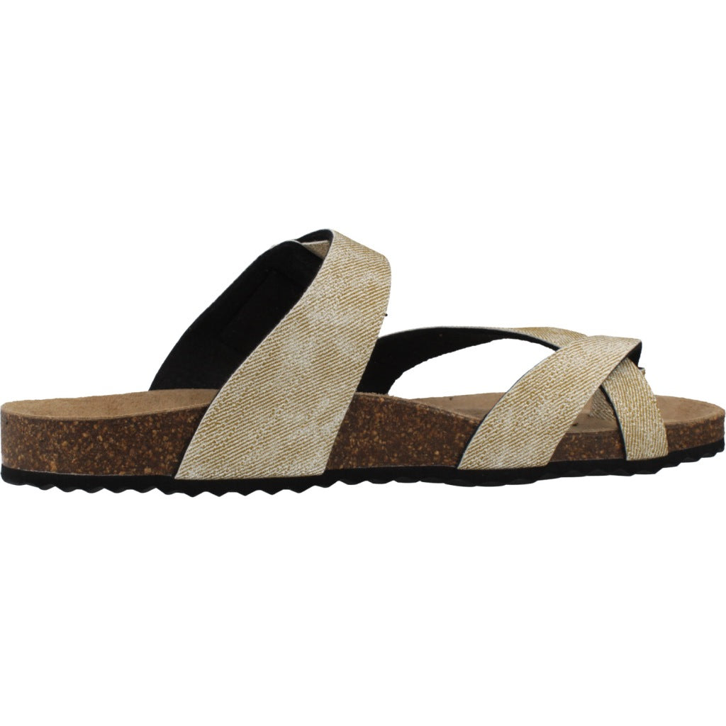 GEOX D BRIONIA en color ORO (4)