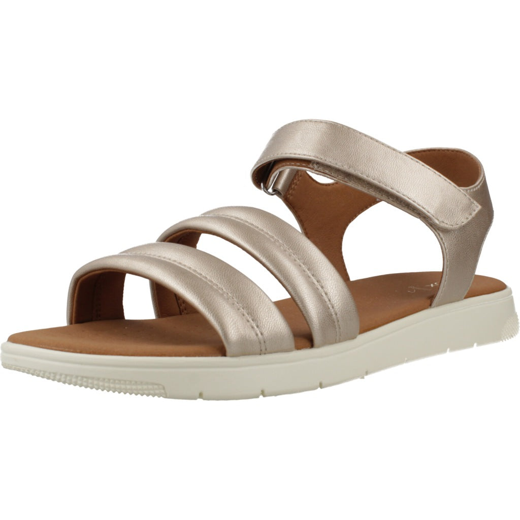 GEOX D DANDRA en color ORO (1)