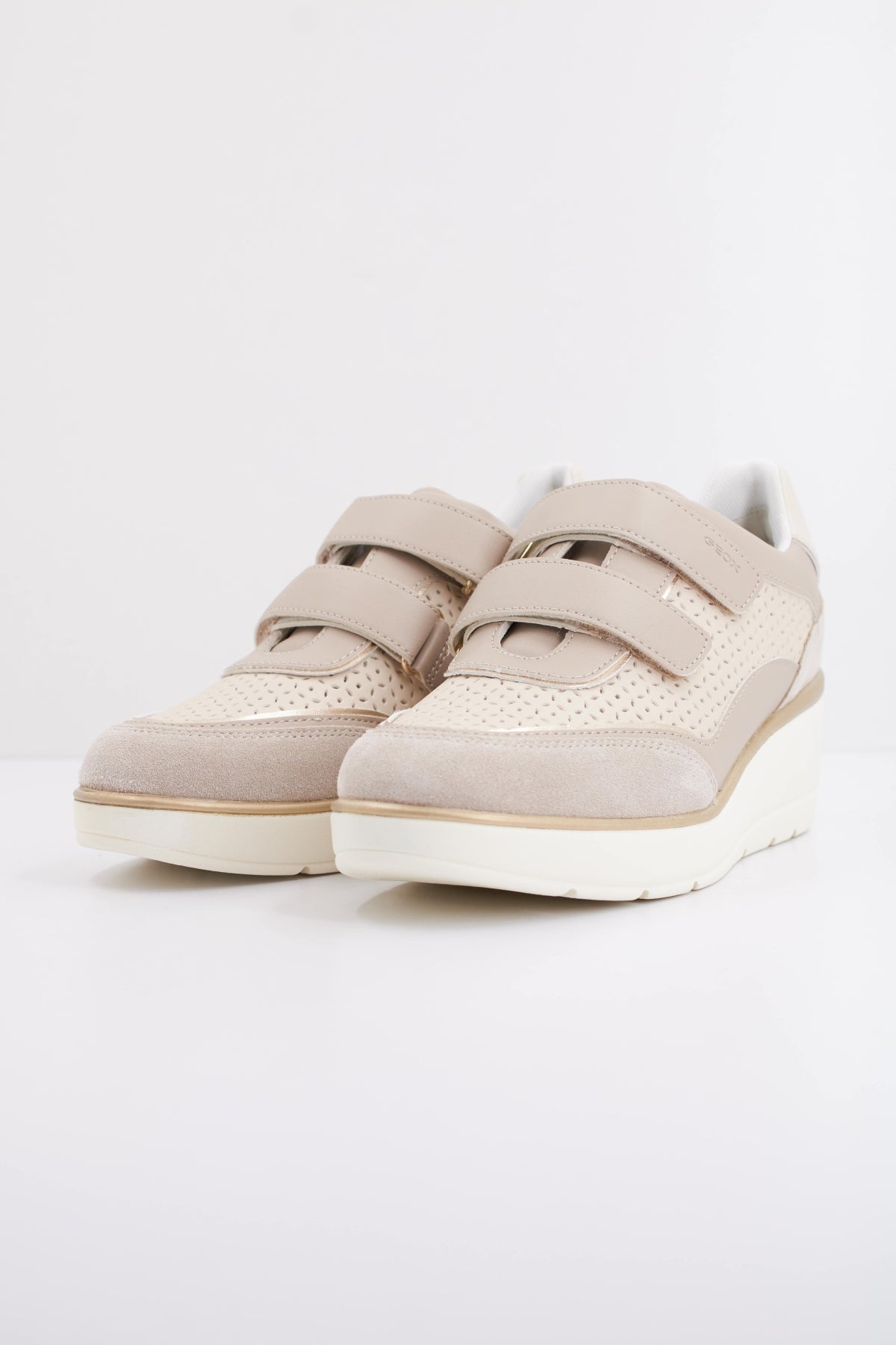 GEOX D ILDE en color MARRON CLARO (2)