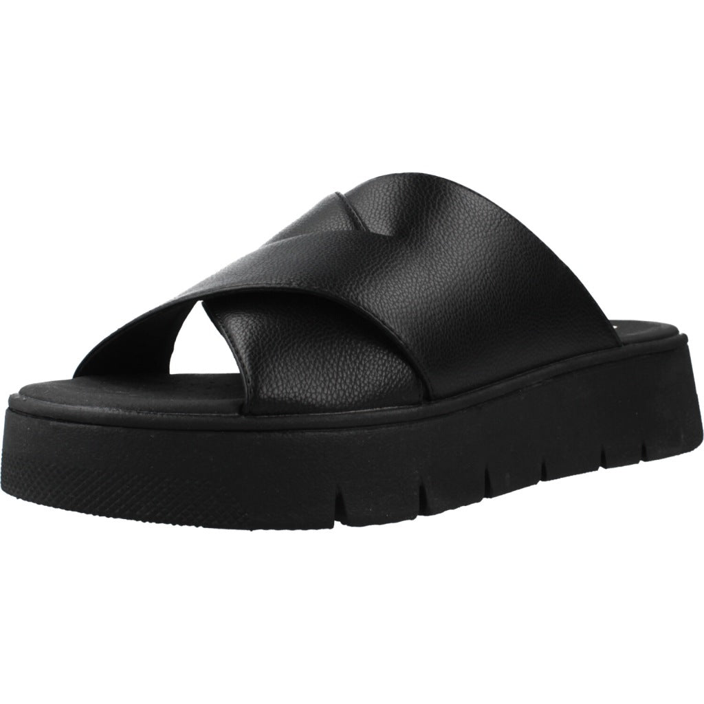 GEOX D DANDRA en color NEGRO (1)