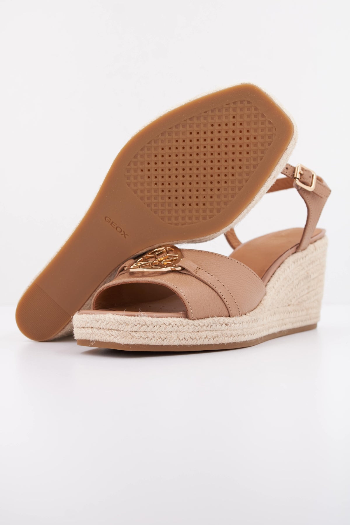 GEOX DUYB en color MARRON (5)