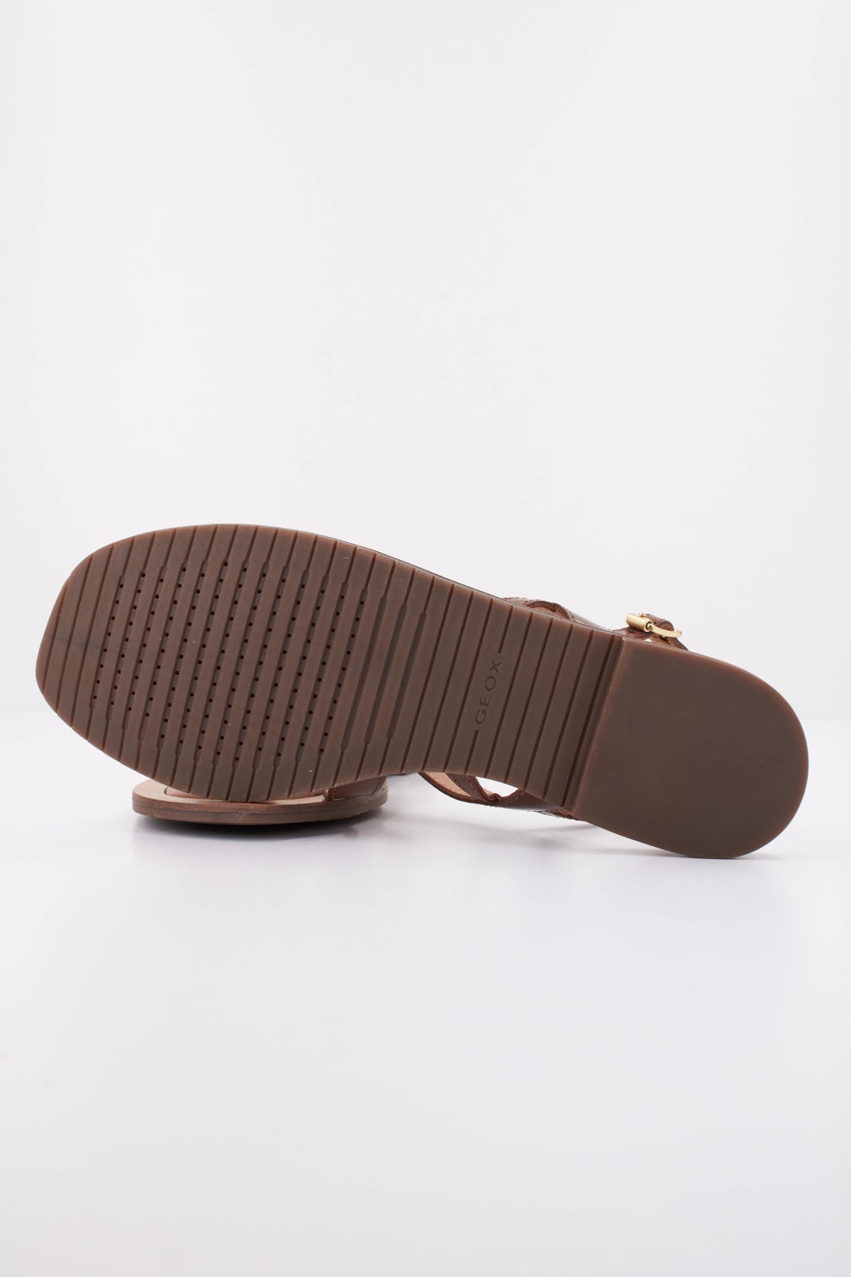 GEOX DYFC en color MARRON (5)