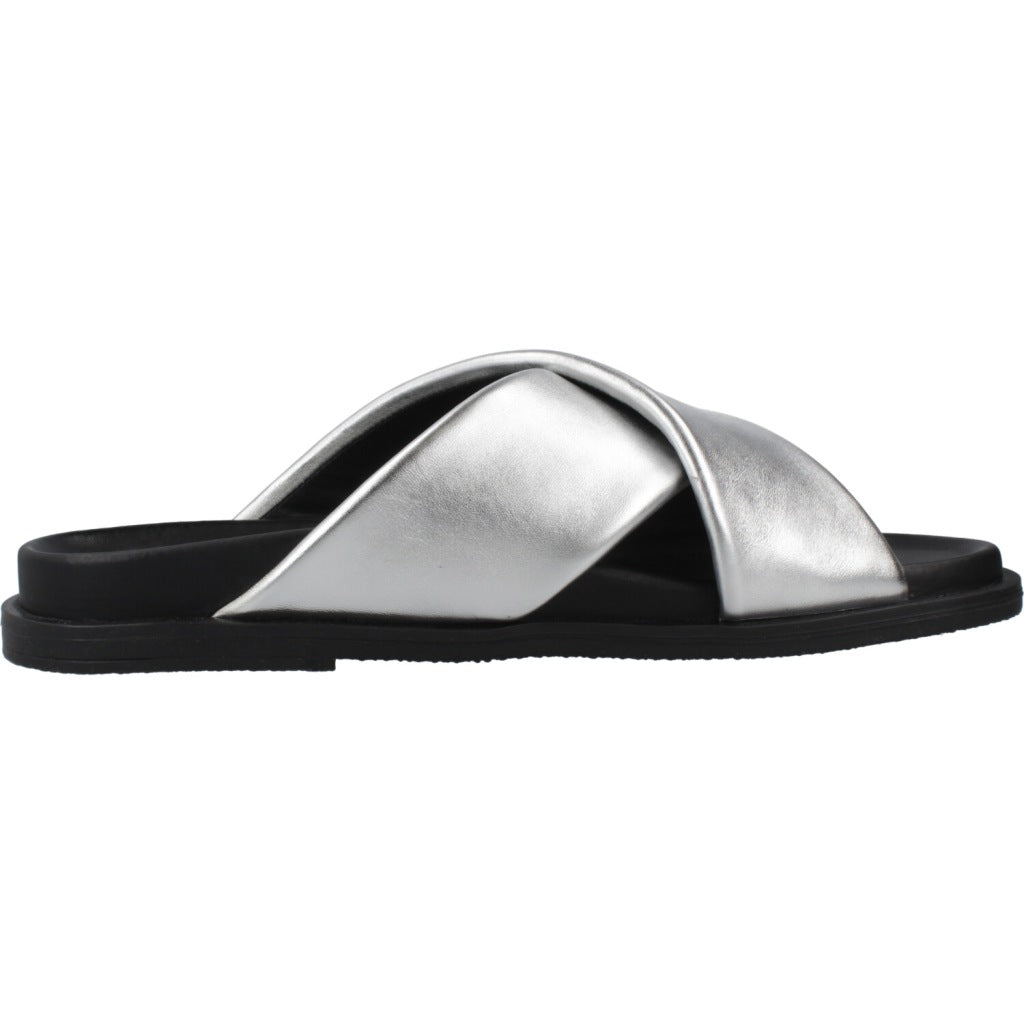 GEOX D ADELASH en color PLATA (4)