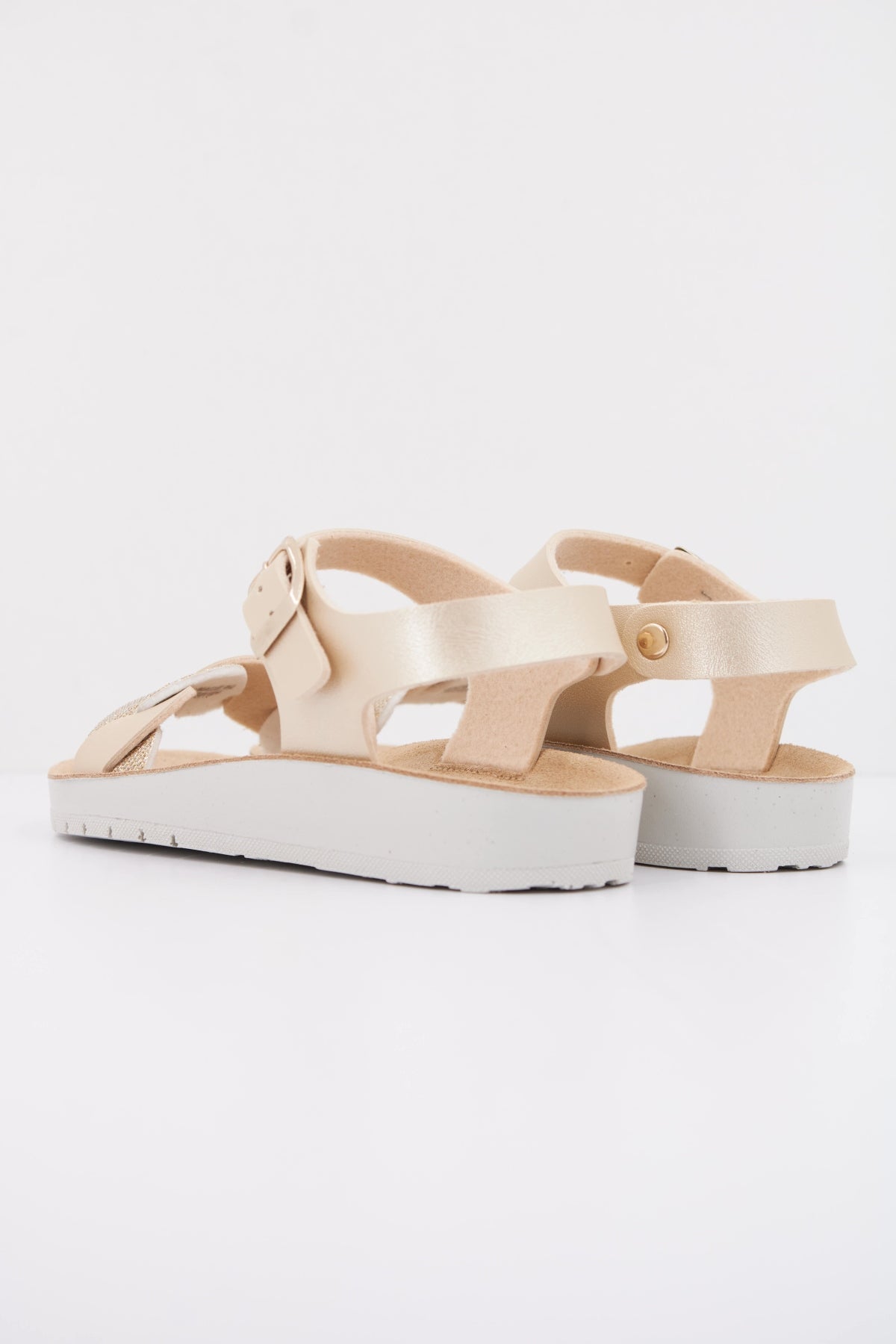 GEOX J SANDAL COSTAREI en color ORO (4)