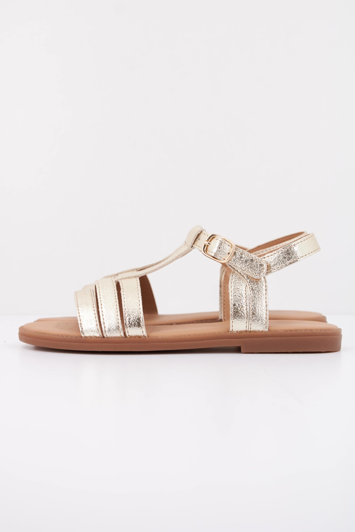 GEOX J SANDAL KARLY en color ORO (1)