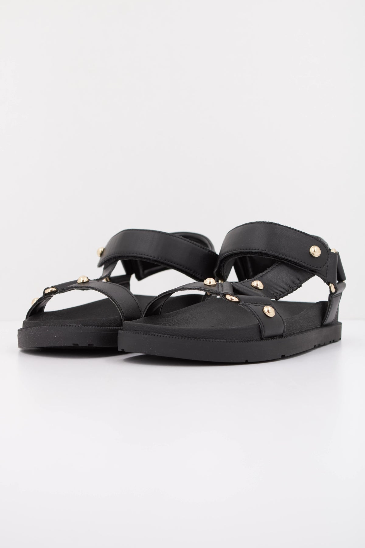 GEOX J SANDAL FOAMMENTERA en color NEGRO (2)