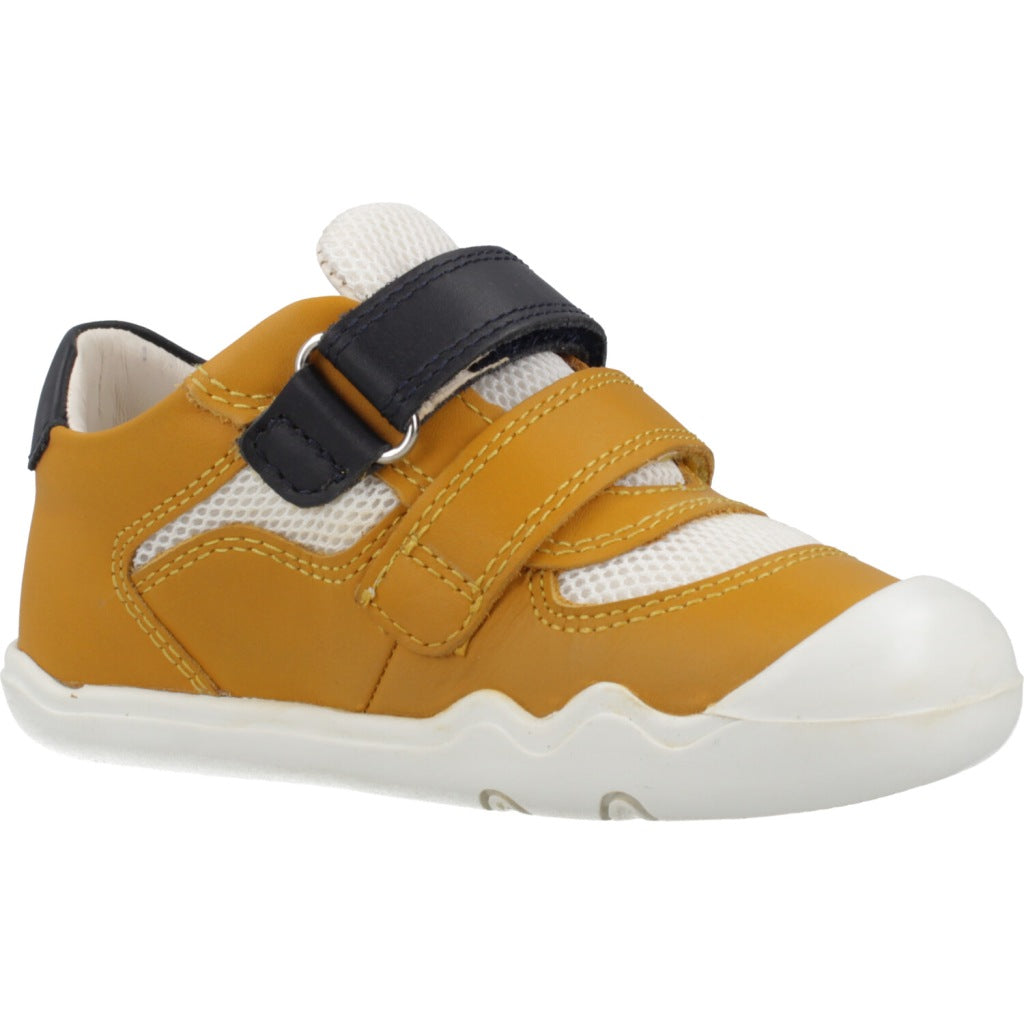 GEOX B STEPPIEUP en color AMARILLO (5)