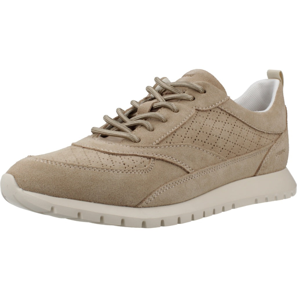 GEOX D SUKIE . en color MARRON CLARO (1)