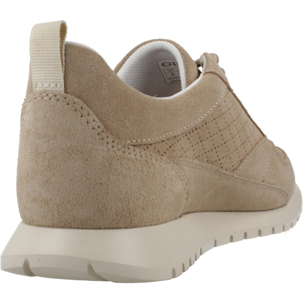 GEOX D SUKIE . en color MARRON CLARO (3)