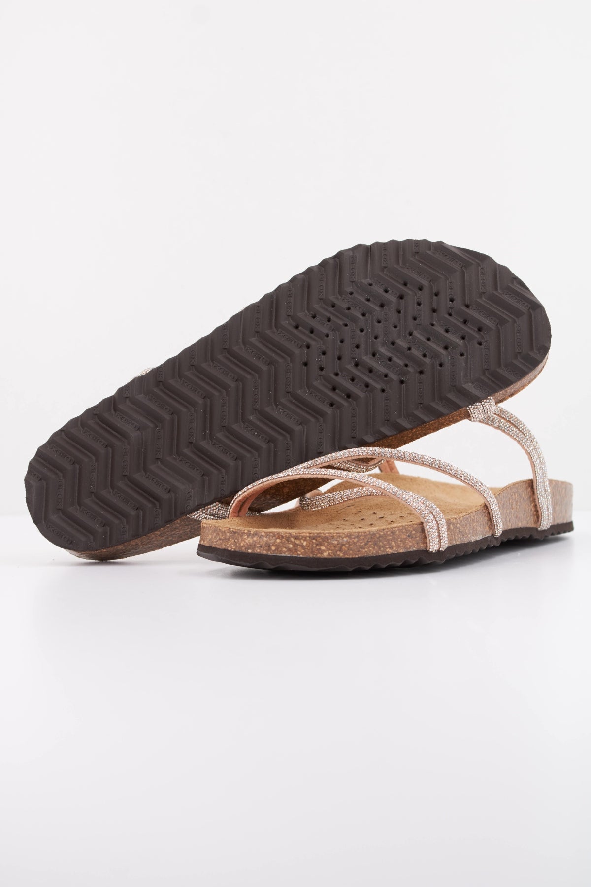 GEOX D BRIONIA R en color ORO (5)