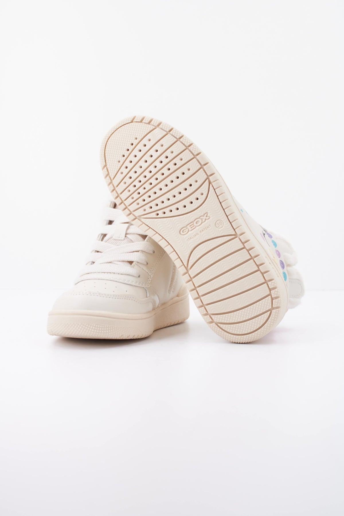 GEOX JHXE BCKN en color BLANCO (5)