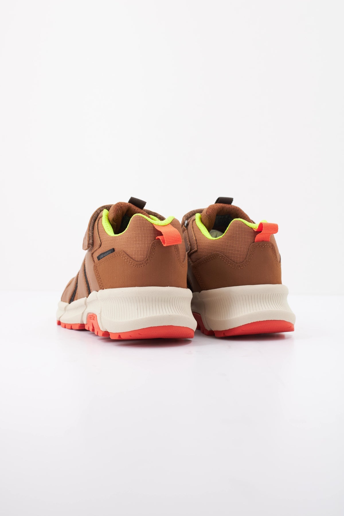 GEOX JLCD FUME en color MARRON (4)