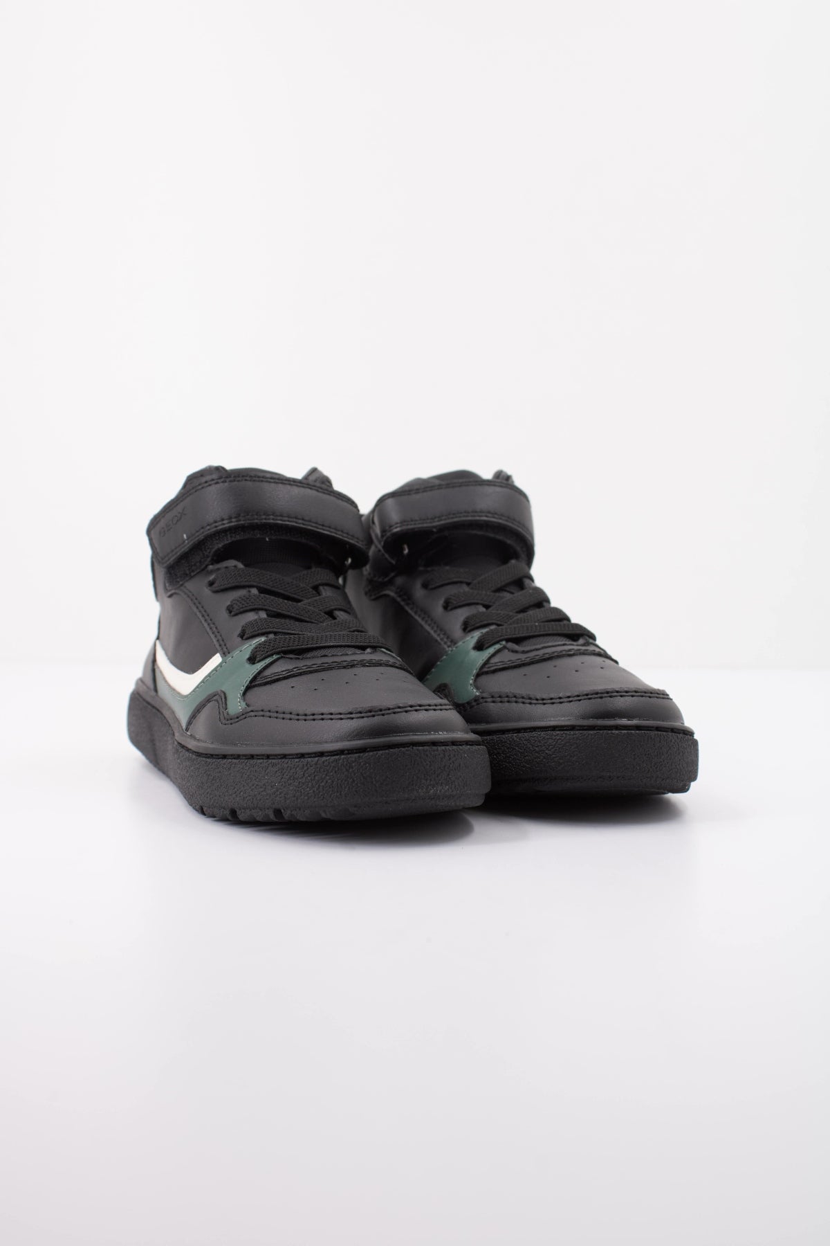 GEOX JLDB FU en color VERDE (2)