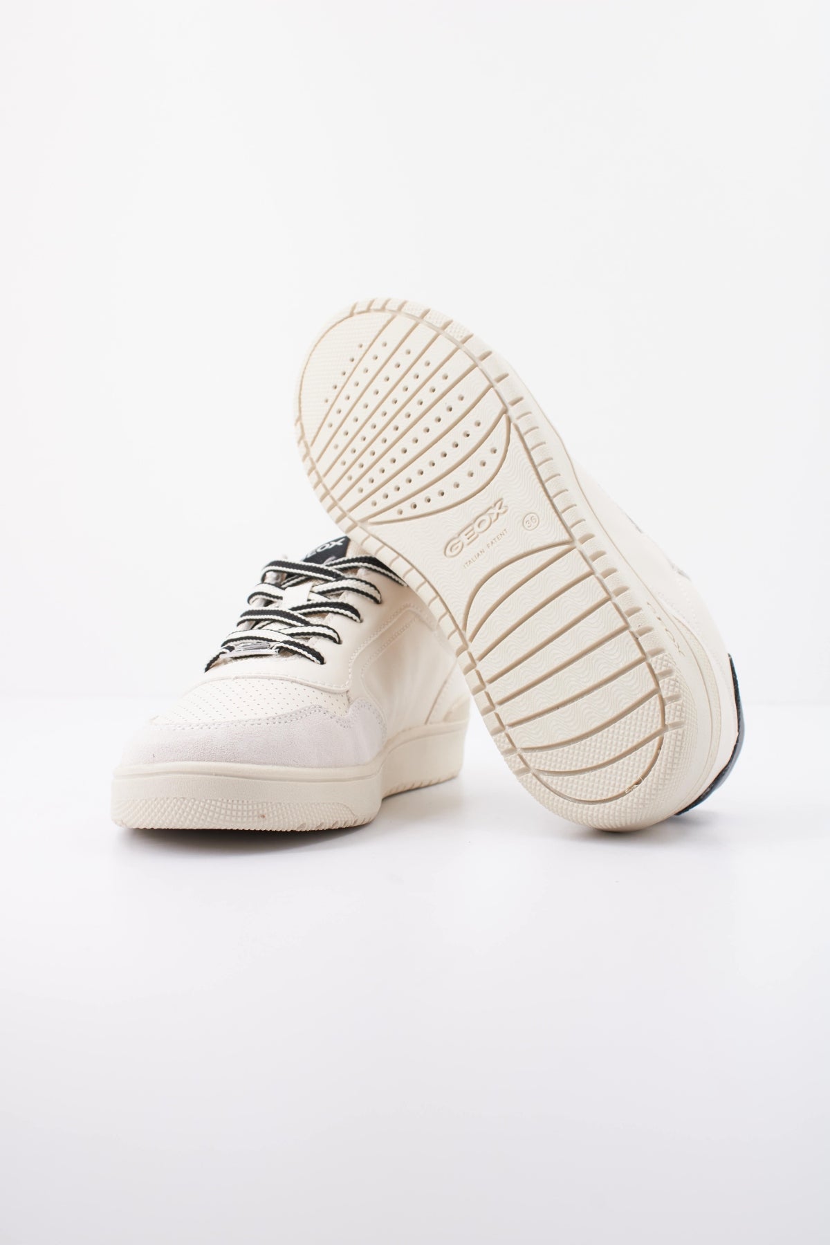 GEOX JLQI en color BLANCO (5)
