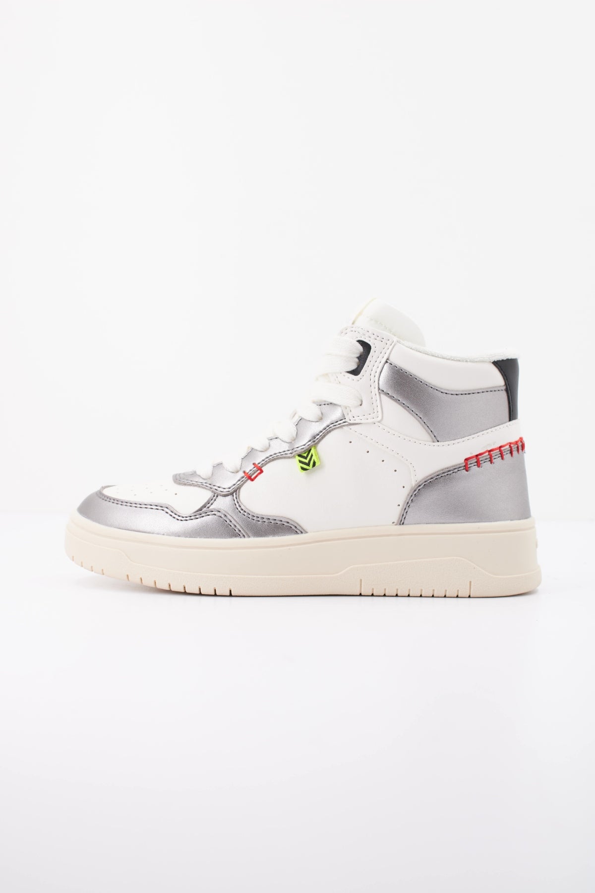 GEOX JNLA AJ en color BLANCO (1)
