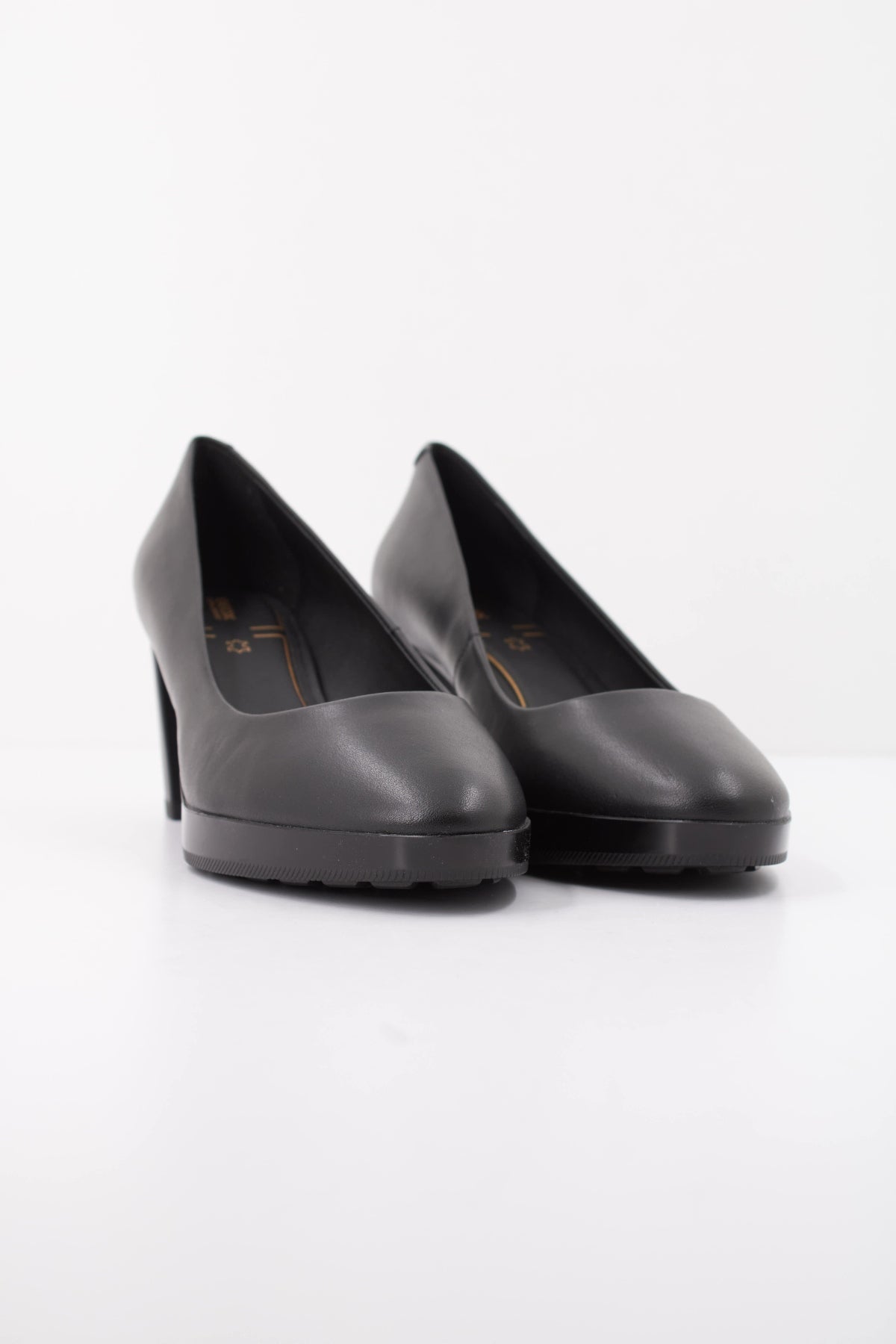 GEOX DTED Y en color NEGRO (2)