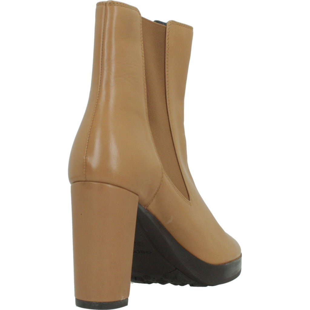 GEOX DTFC en color MARRON CLARO (3)