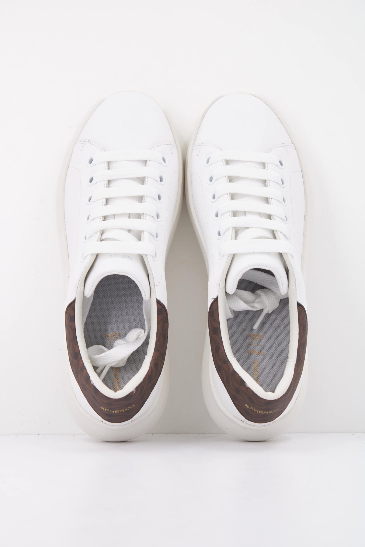 GEOX D SPHERICA EC en color BLANCO (3)