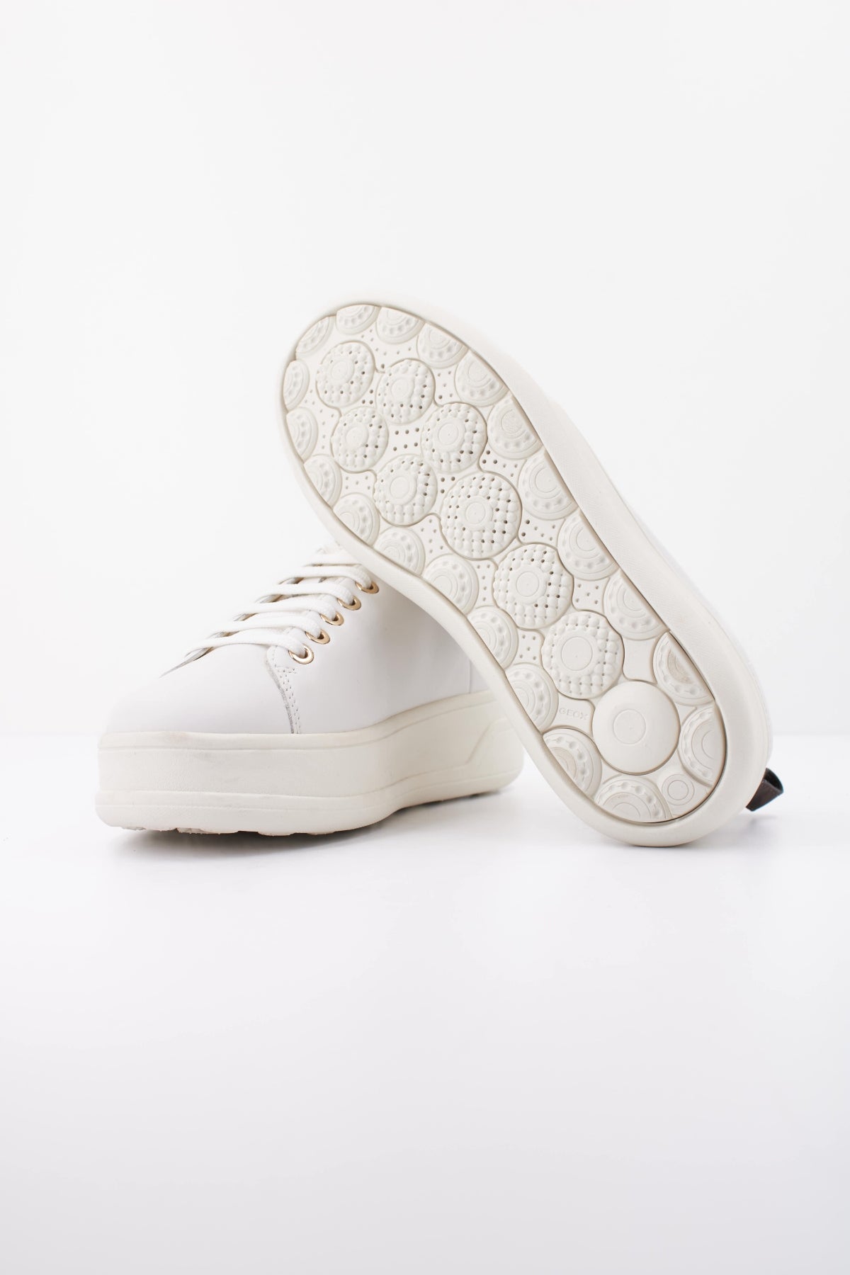 GEOX D SPHERICA ECUB en color BLANCO (5)