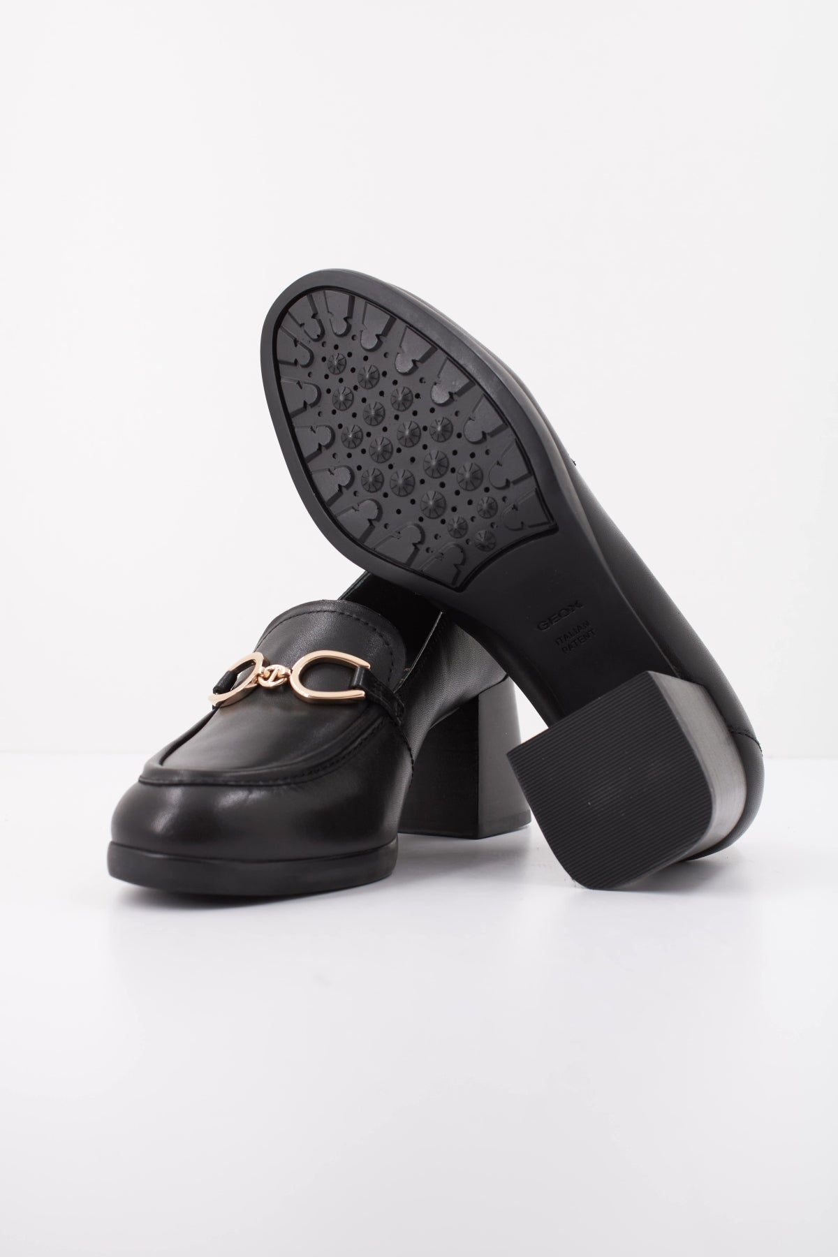GEOX D WALK PLEASURE en color NEGRO (5)