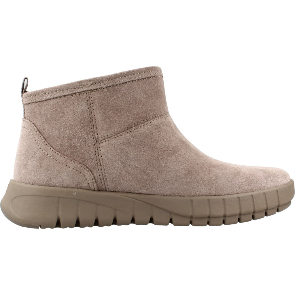 GEOX DAA en color BEIS (4)