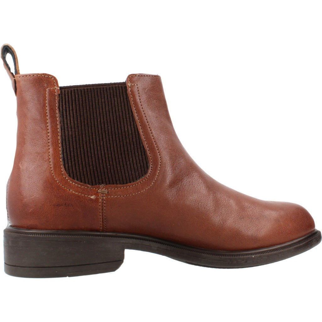 GEOX DLQA en color MARRON (4)