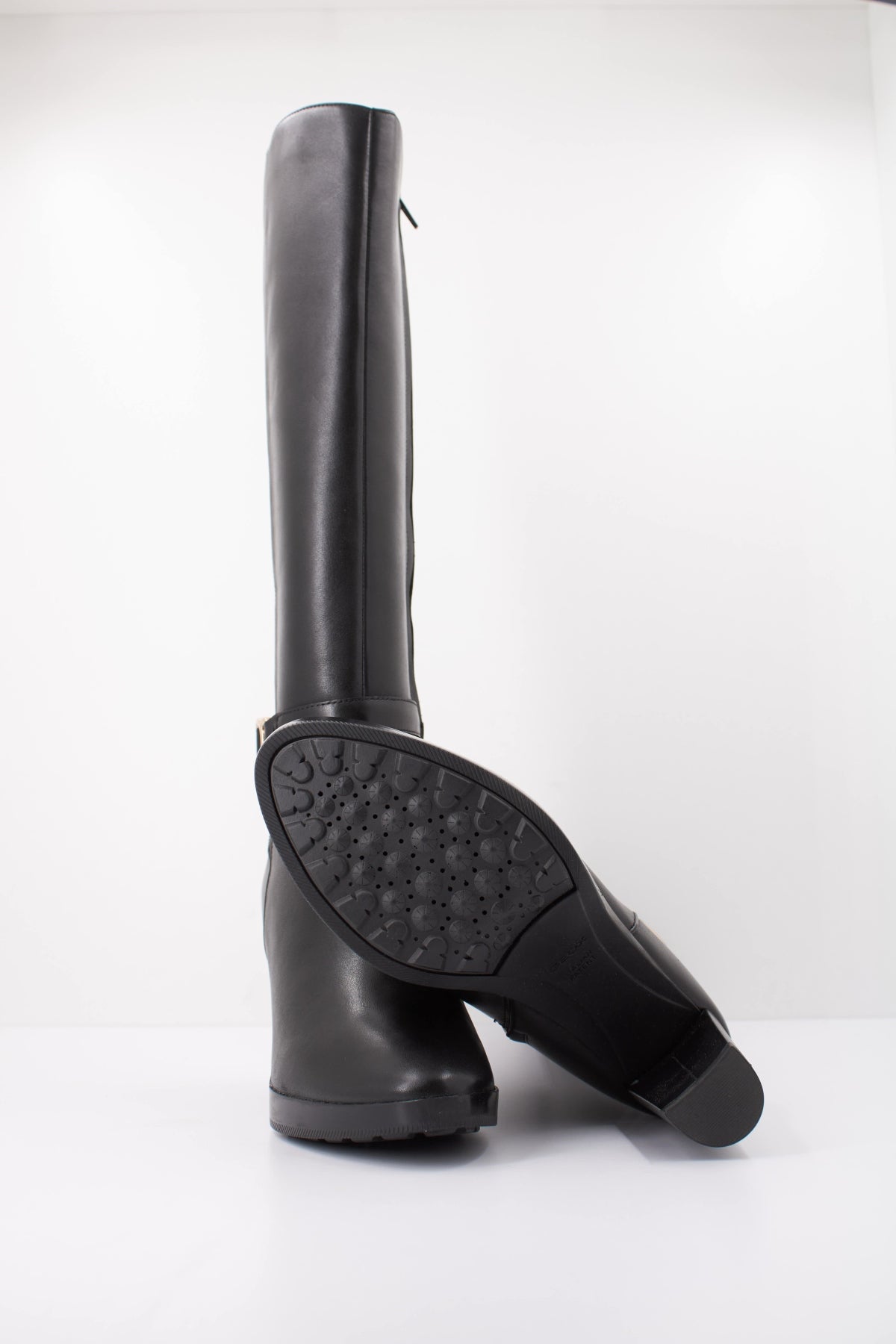 GEOX DTFB en color NEGRO (5)