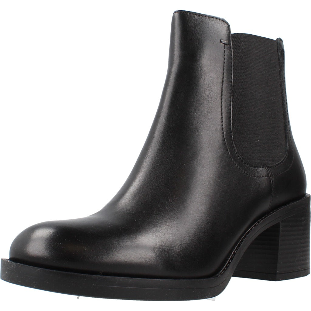 GEOX DXXF en color NEGRO (1)