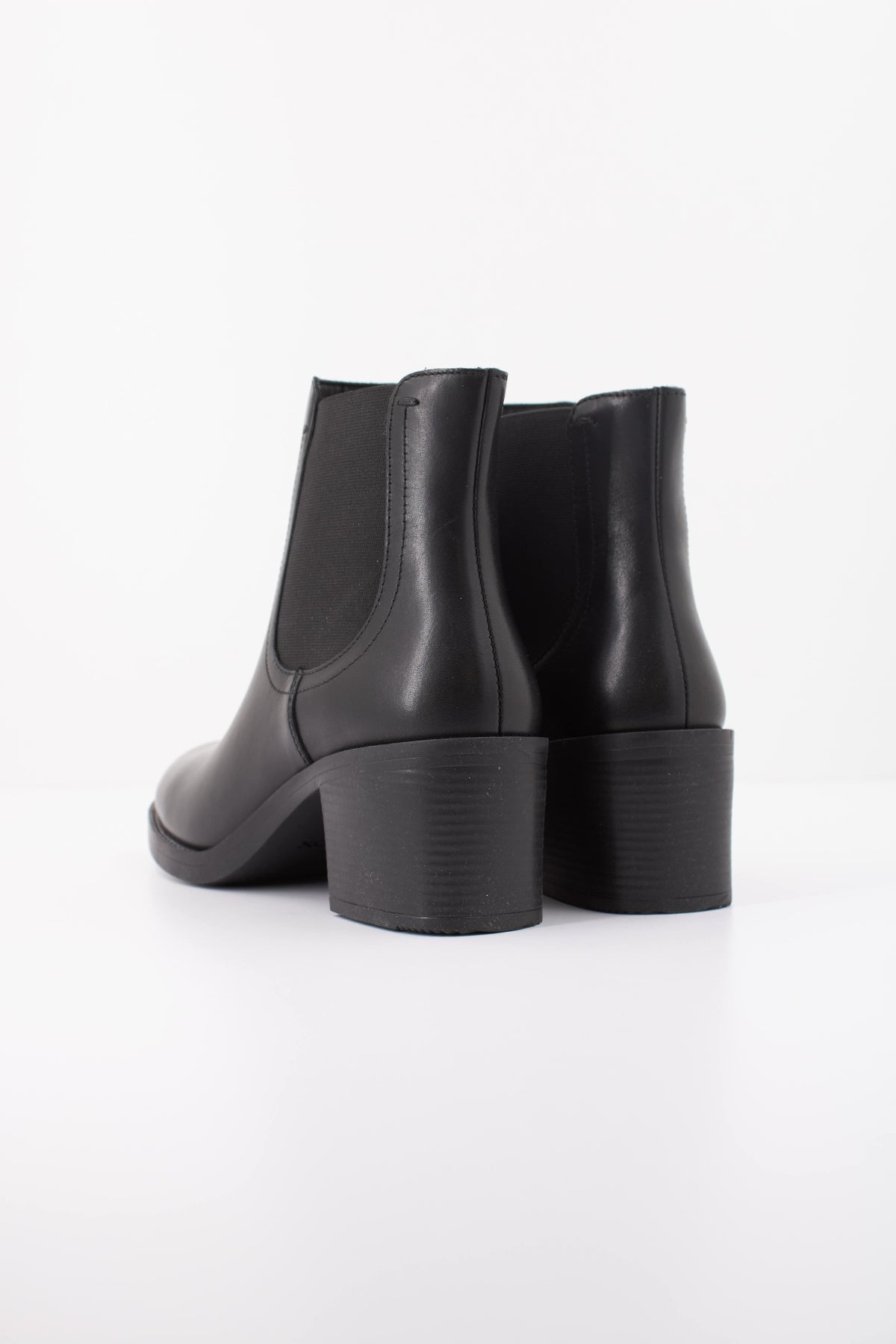 GEOX DXXF en color NEGRO (4)