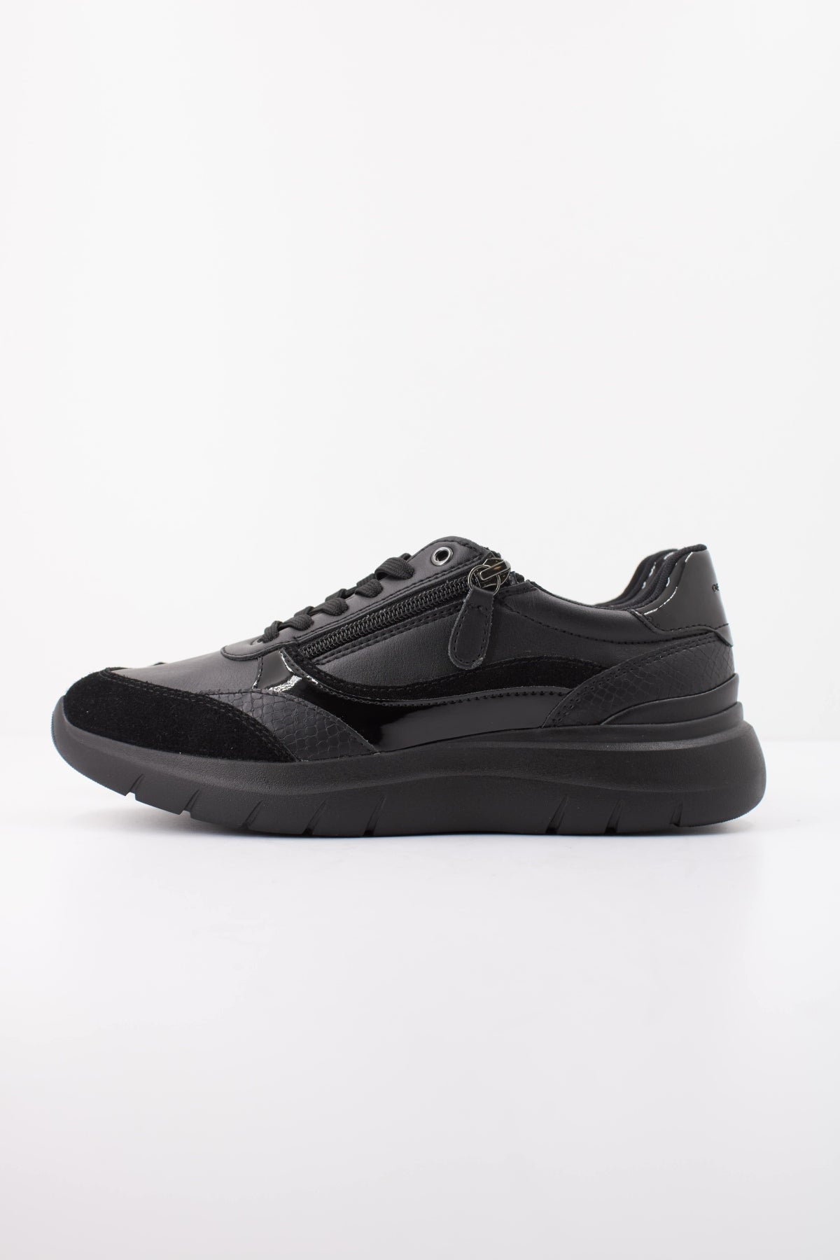 GEOX D PLUMMERY en color NEGRO (1)