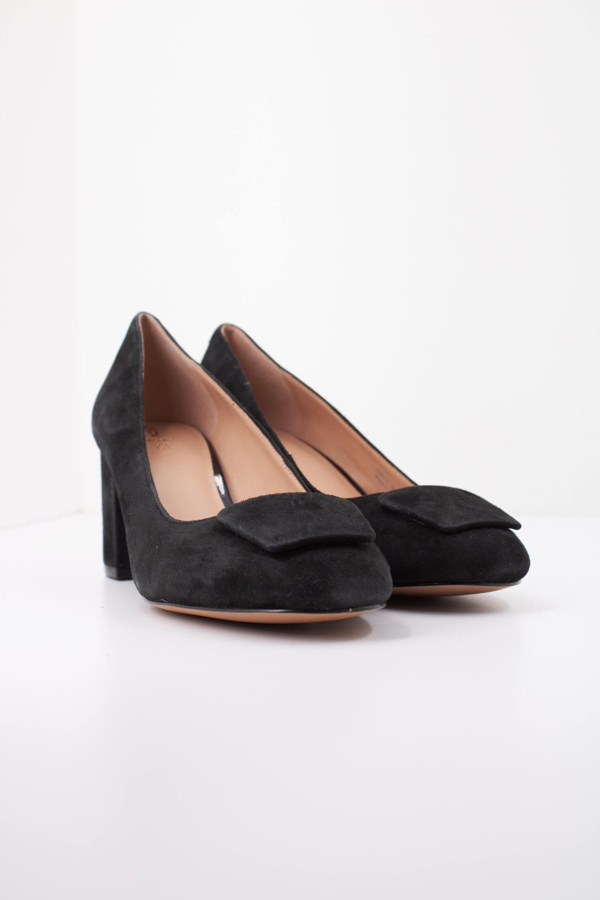 GEOX DYYF en color NEGRO (2)