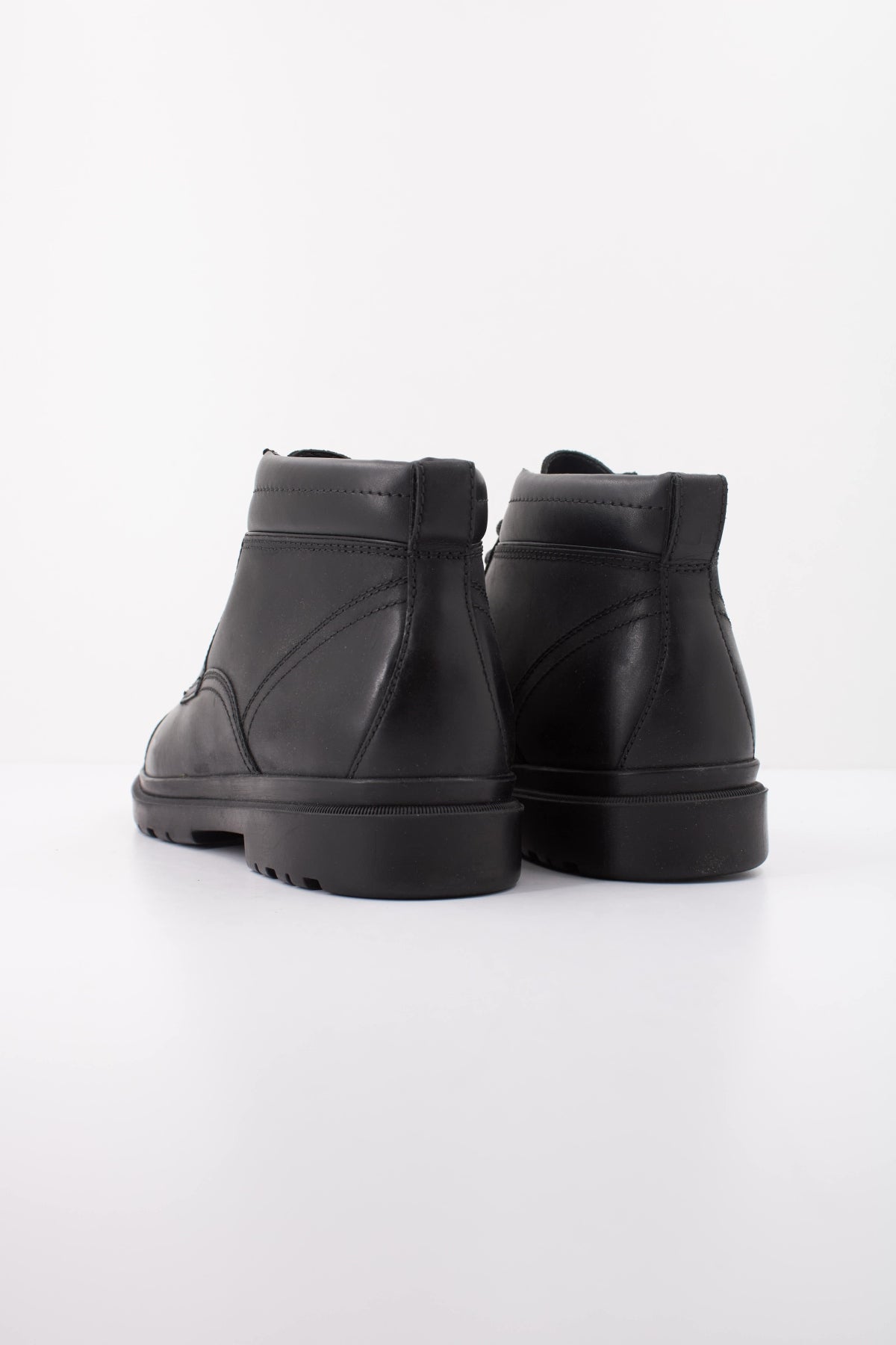GEOX UDDA en color NEGRO (4)