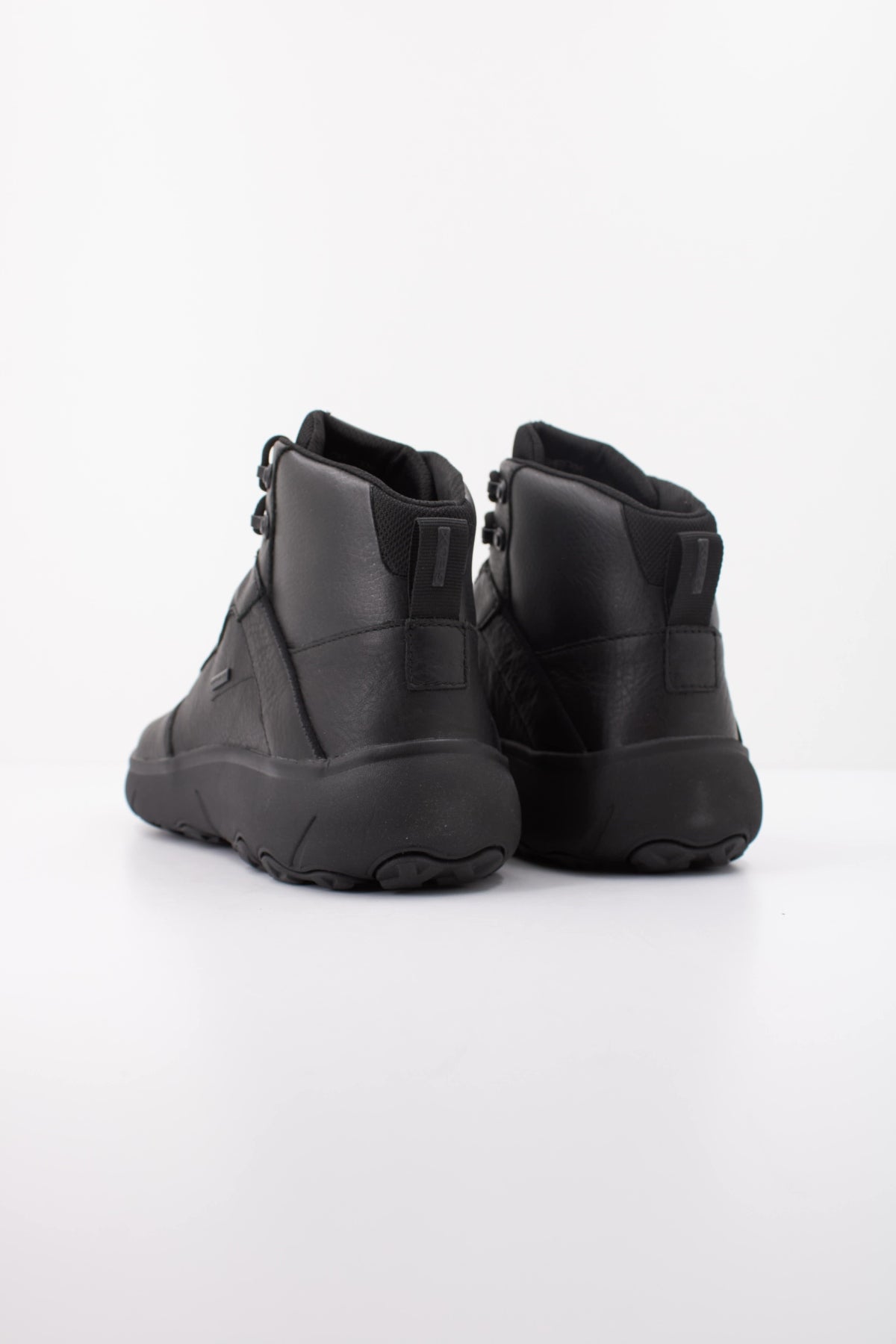 GEOX UHFB en color NEGRO (4)