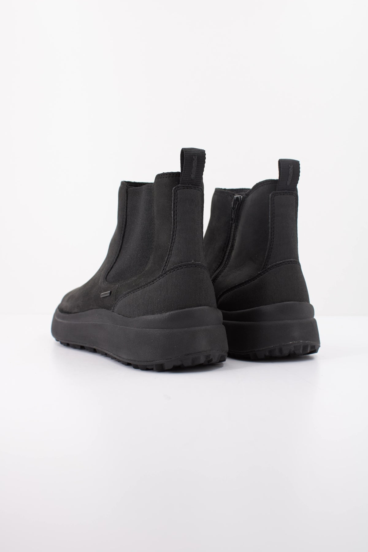 GEOX U NEBULA GRIP en color NEGRO (4)