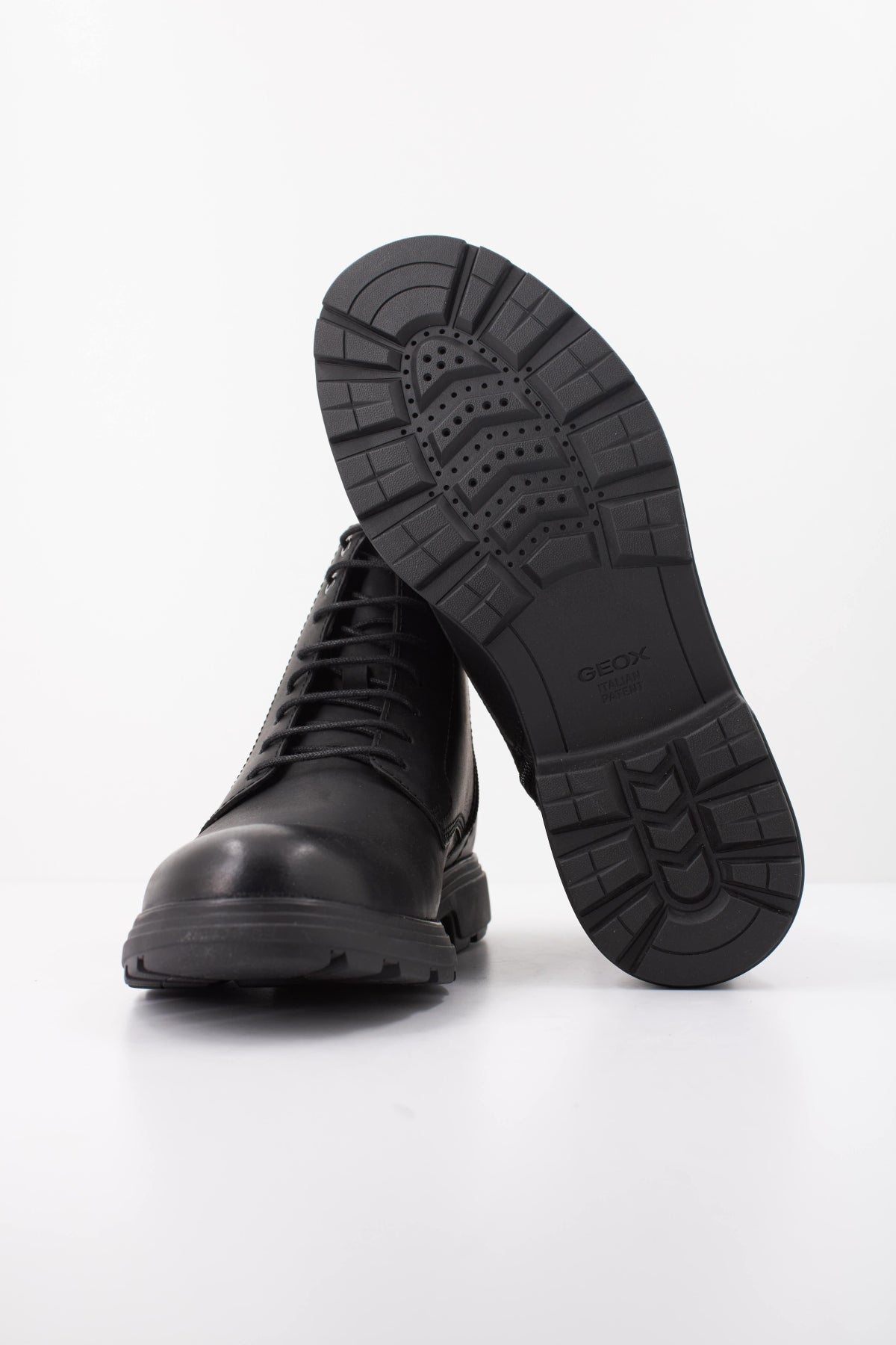 GEOX ULZE en color NEGRO (5)