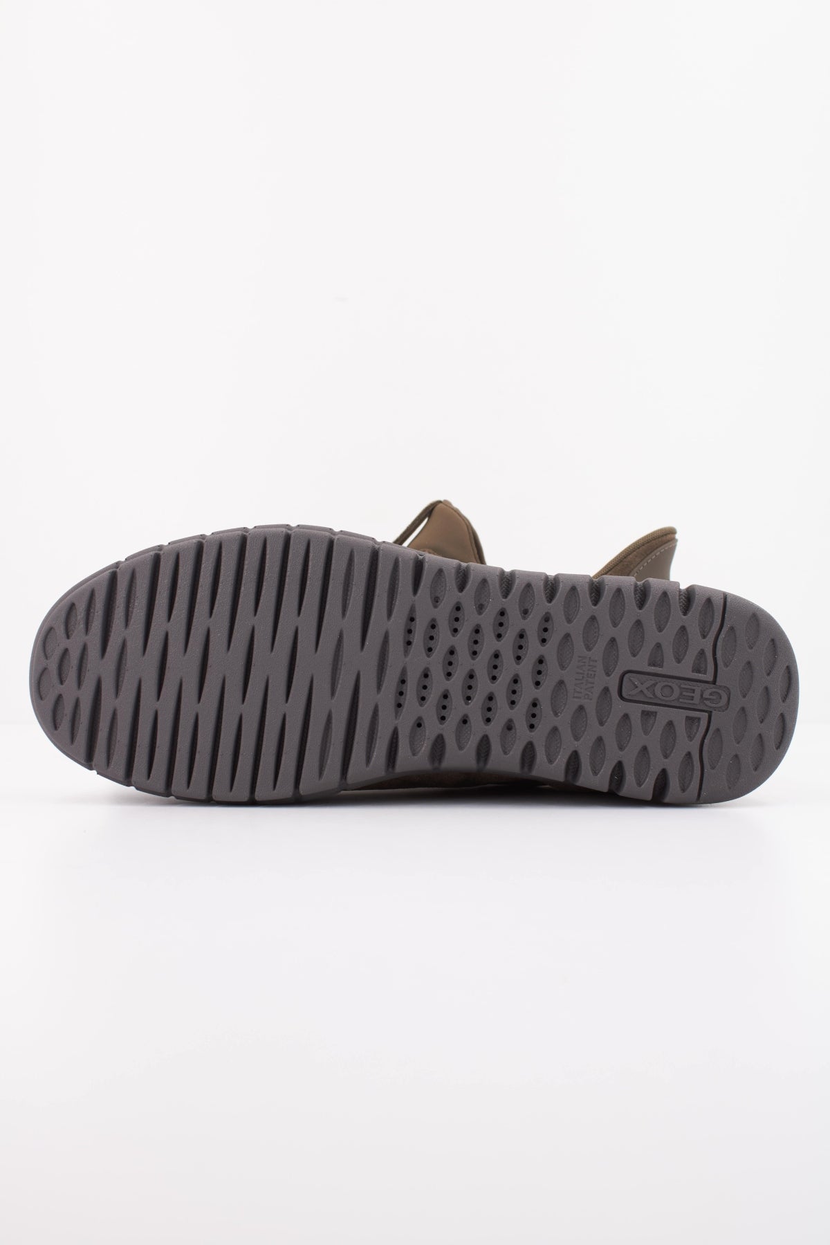GEOX UMAA en color VERDE (5)