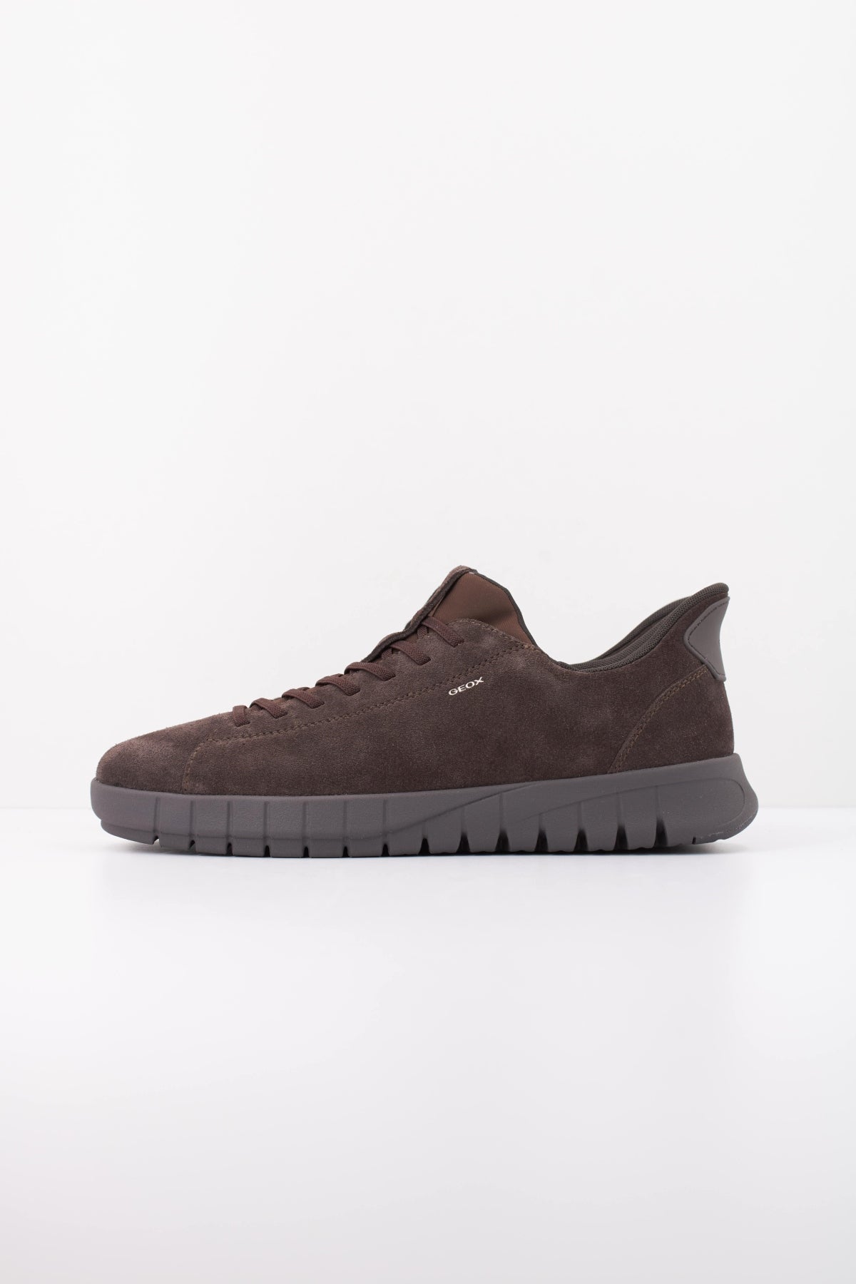 GEOX UMAA U FLEXTRIDE PLUS en color MARRON (1)