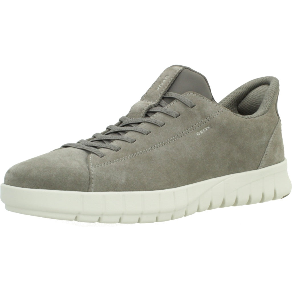 GEOX UMAA en color GRIS (1)