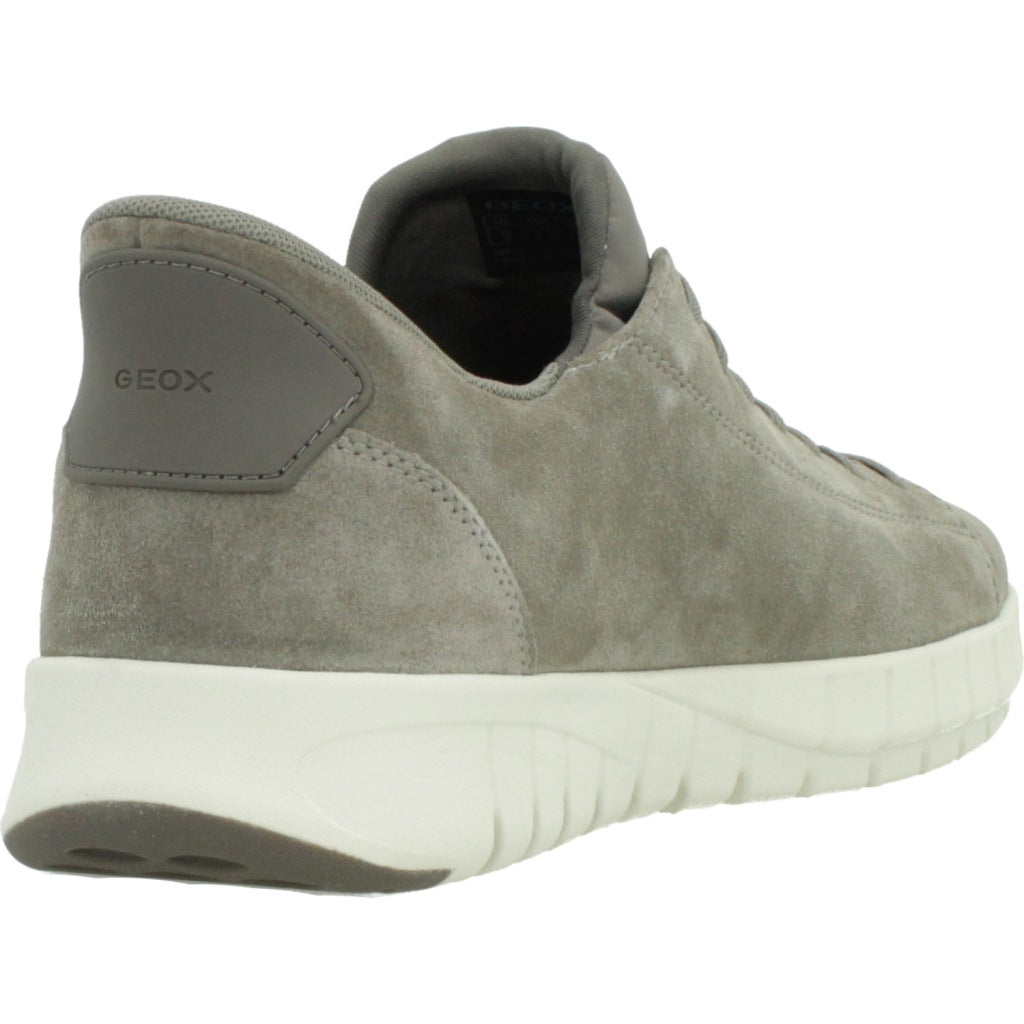 GEOX UMAA en color GRIS (3)