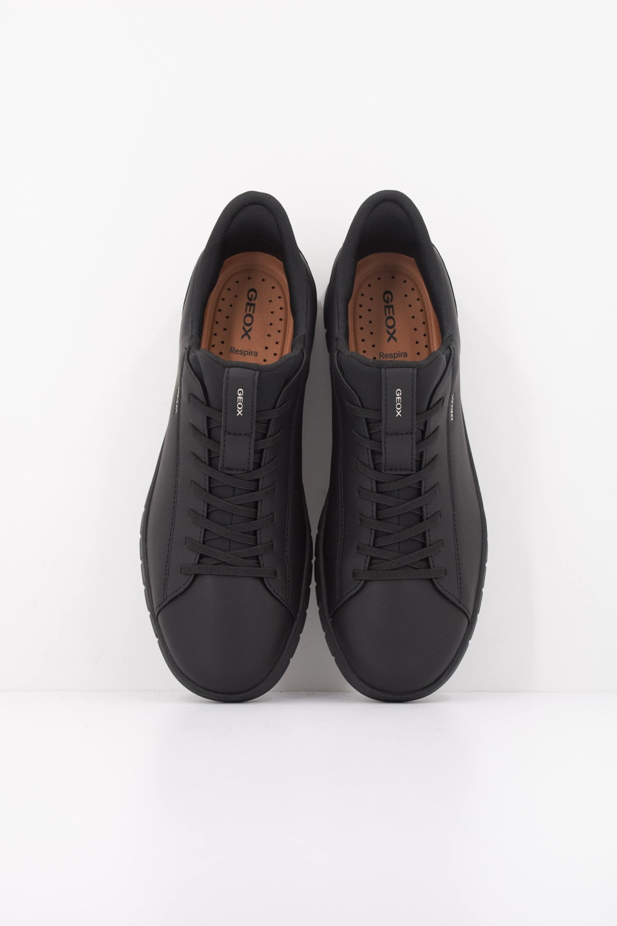 GEOX UMAA B en color NEGRO (3)