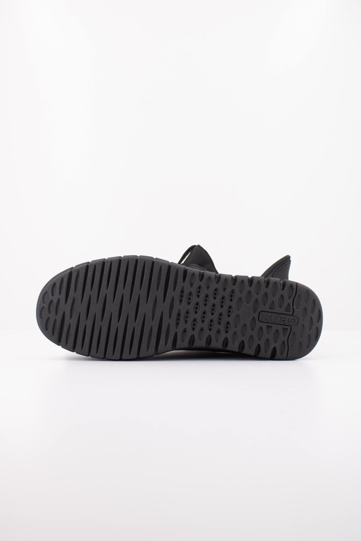GEOX UMAA B en color NEGRO (5)
