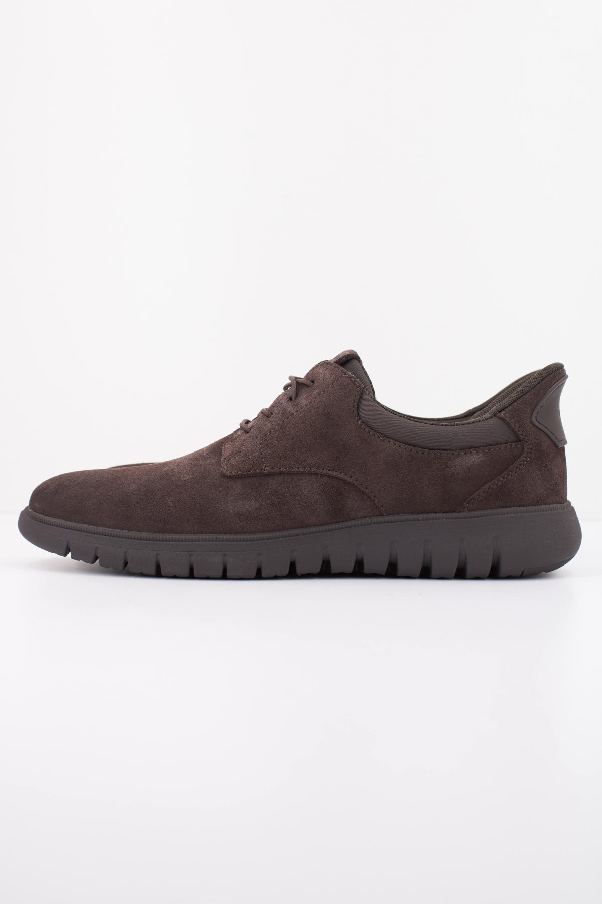 GEOX UJA en color MARRON (1)