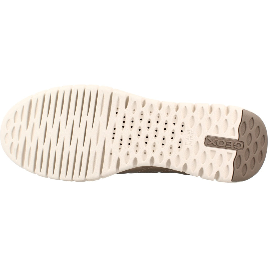 GEOX DSB NF en color BRONCE (6)
