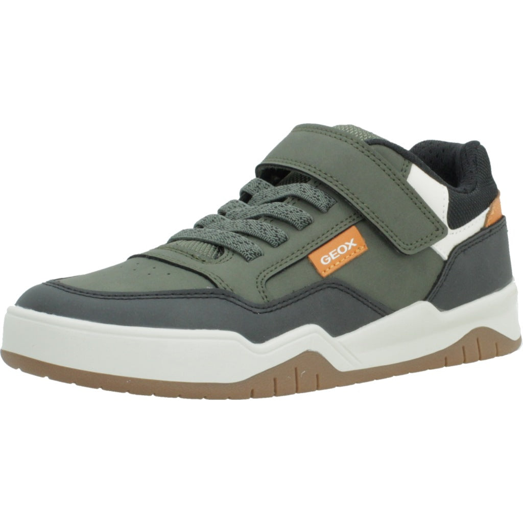 GEOX JRE en color VERDE (1)